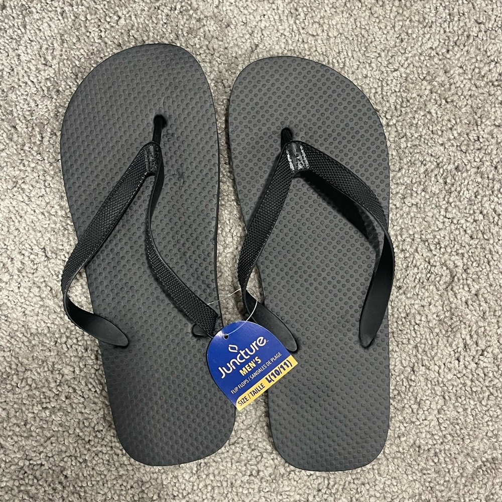 Juncture men’s Flip Flops 

Size 10/11 

Brand New